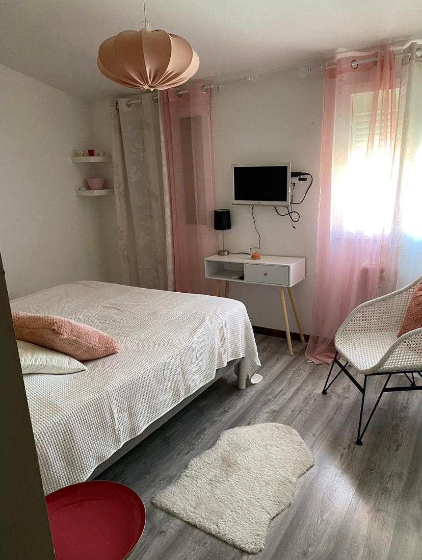 Chambre Chez L Habitant A 200 M Du Bord De Mer Port-de-Bouc Bagian luar foto